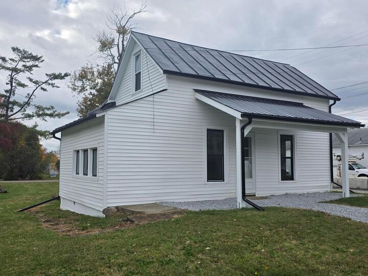 Property Photo:  357 N Delaware Street  OH 43338