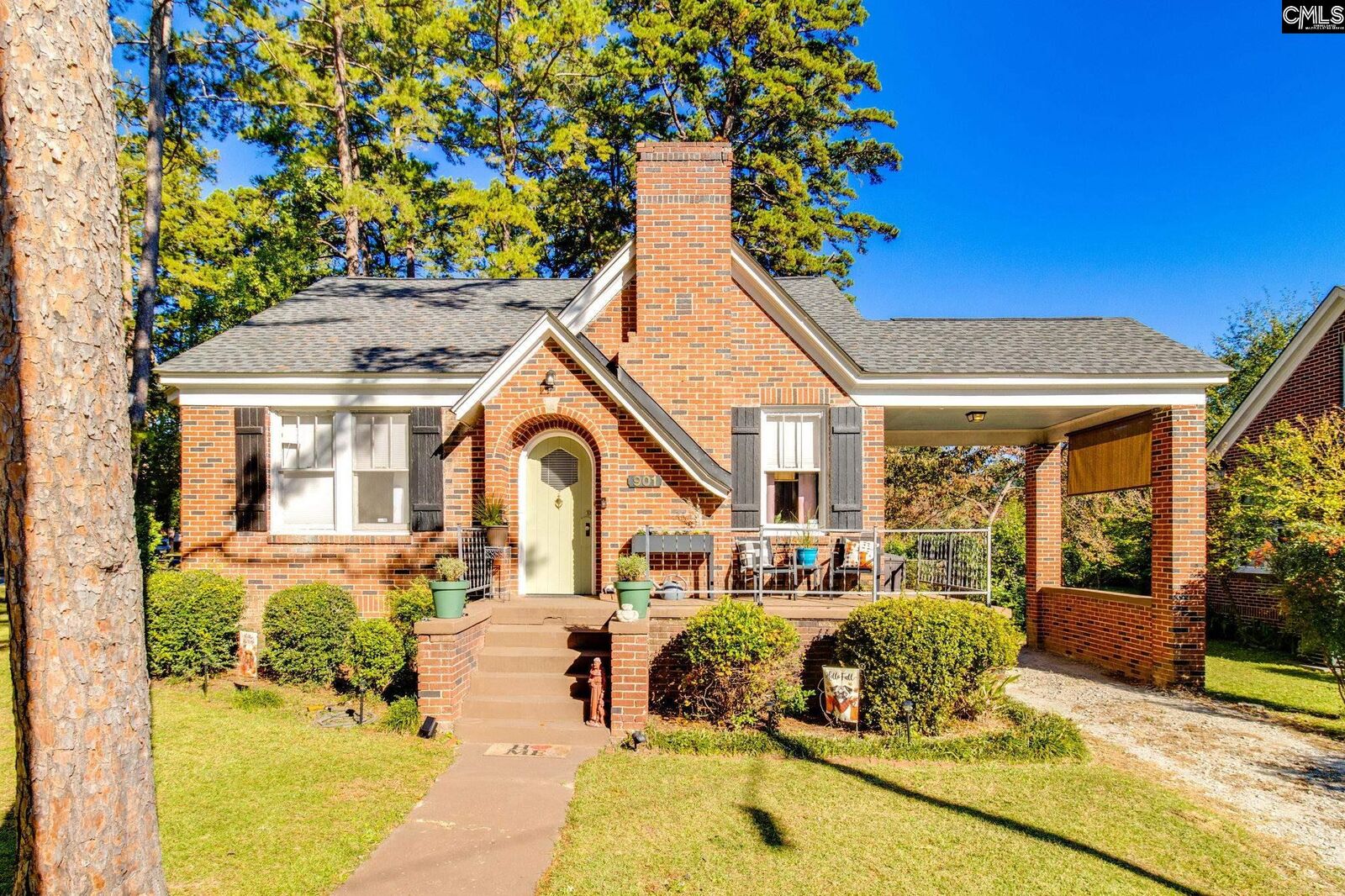 Property Photo:  901 Sycamore  SC 29203