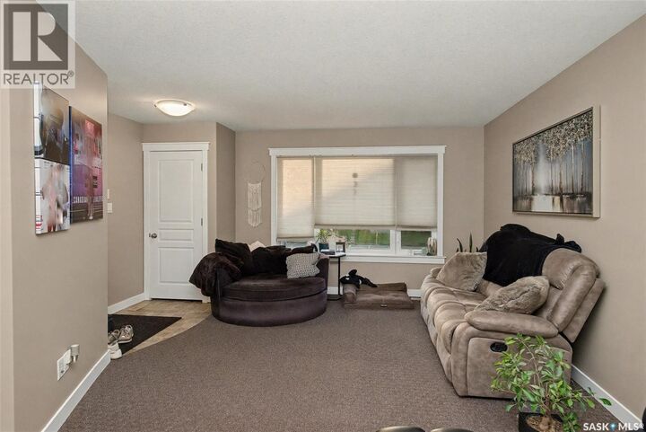 Property Photo:  153 Osler Street  SK S4R 1V3
