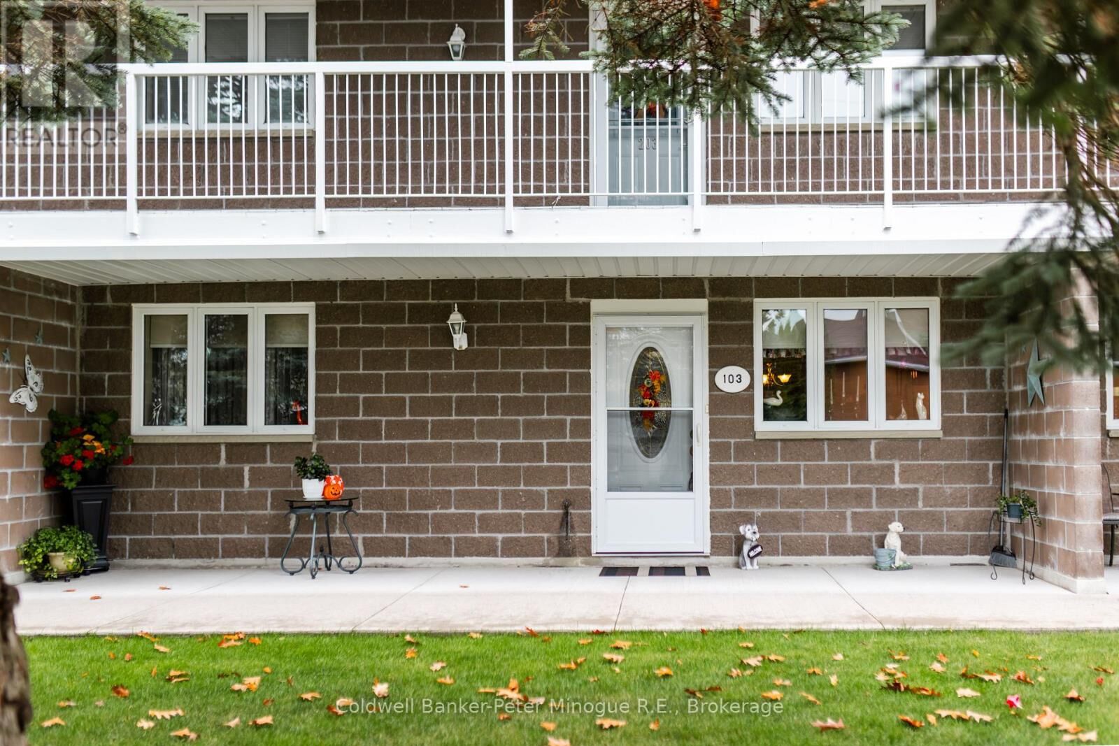 Property Photo:  880 Regina Street 103  ON P1B 2K6