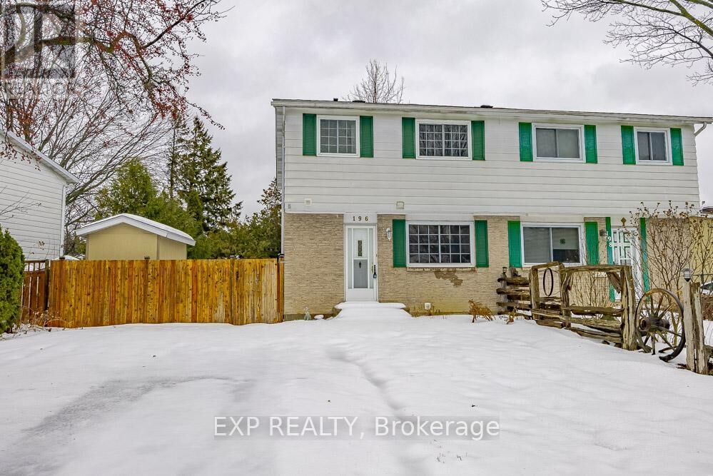 Property Photo:  196 Old Colony Road Unit A  ON K2L 1M7