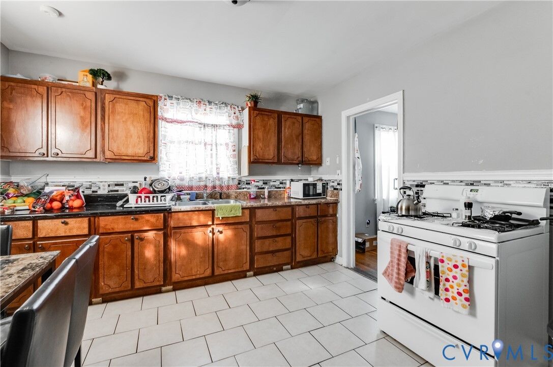 Property Photo:  2138 Hill Street  VA 23803 