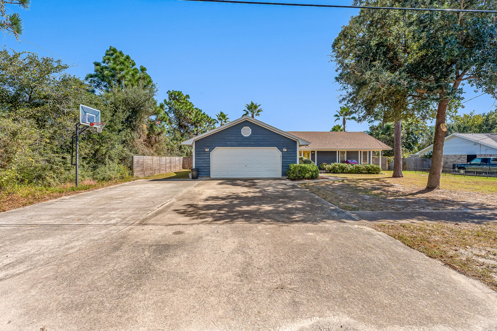 Property Photo: 2236 Fox Den Drive FL 32566