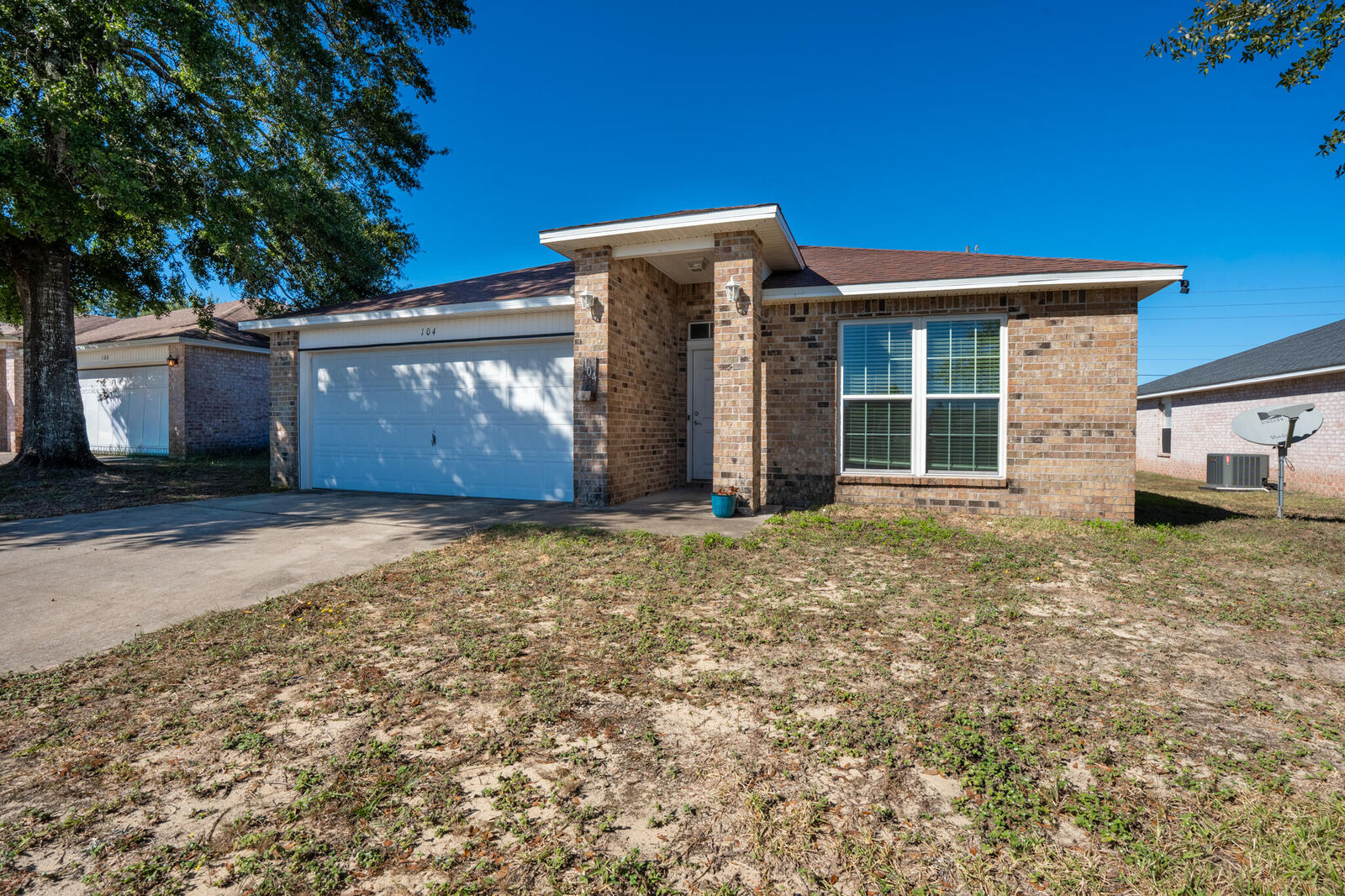Property Photo: 104 Sandstone Trail FL 32539