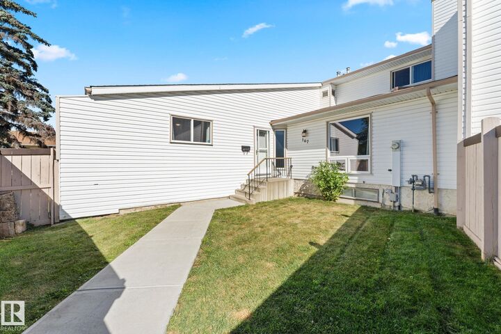 167 Marlborough Place NW  Edmonton AB T5T 1Y6 photo