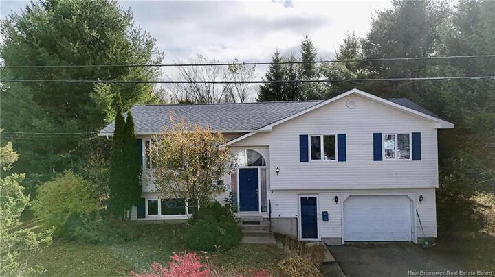 23 Newman Street  New Maryland NB E3C 1M3 photo