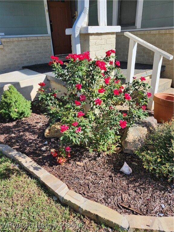 Property Photo:  301 Wilson Avenue  OK 74953