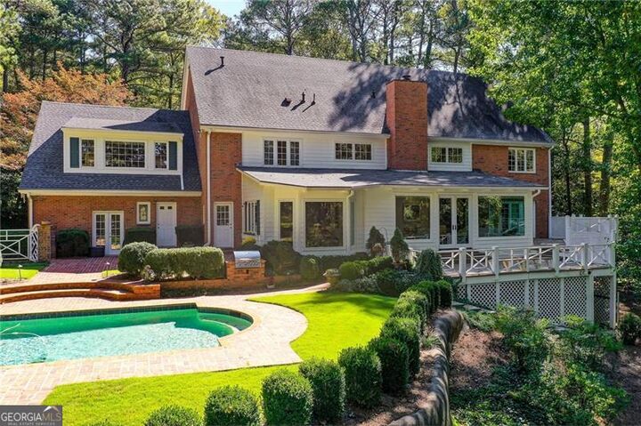 Property Photo:  1710 Winterthur Close NW  GA 30328 