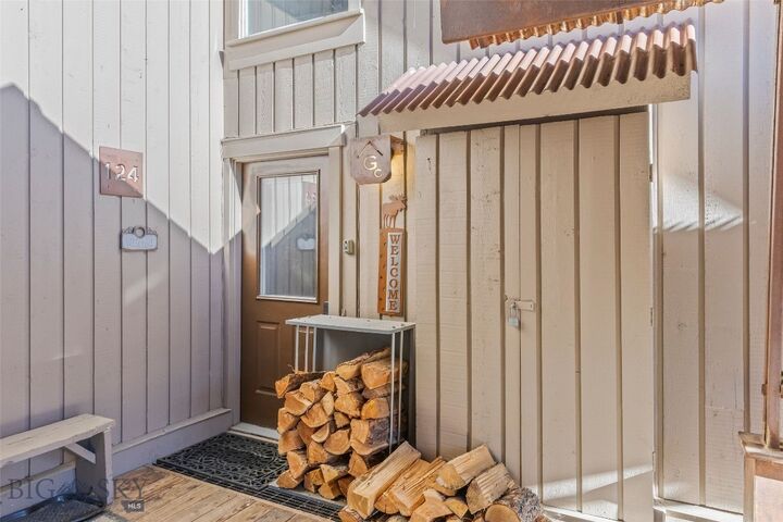 Property Photo:  2575 Curley Bear Road 124  MT 59716 