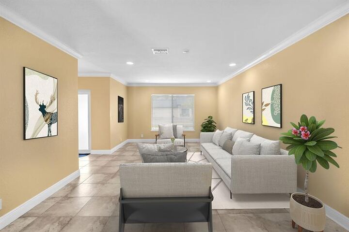 Property Photo:  5160 SW 18th Ct  FL 33317 