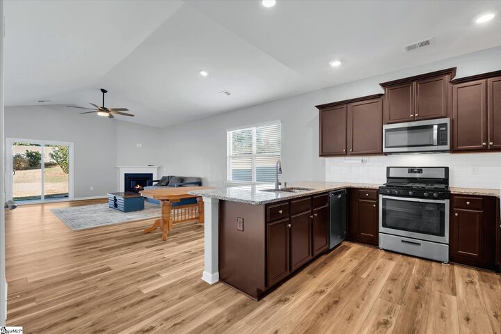 Property Photo:  9 Bridlewood Lane  SC 29673