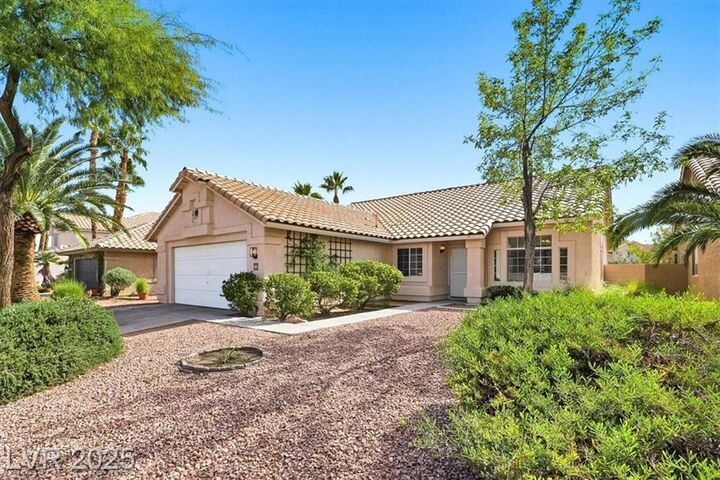 Property Photo:  1805 Candle Bright Drive  NV 89074 