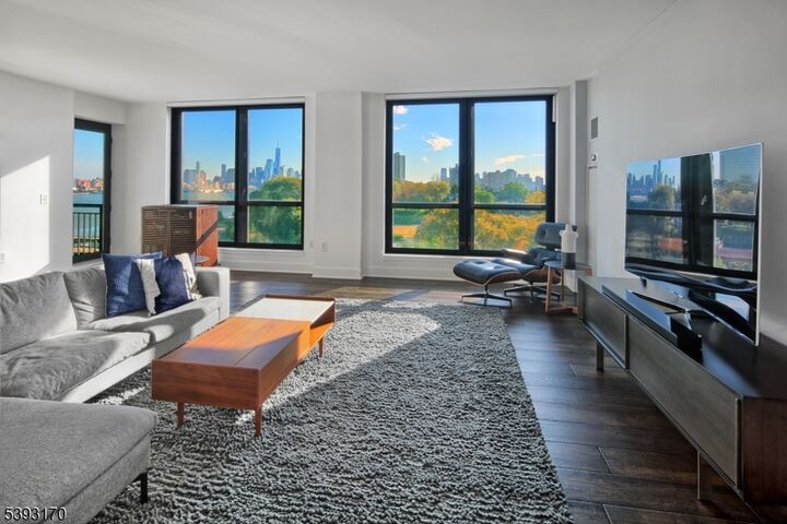 Property Photo: 1025 Maxwell Ln 1104 NJ 07030