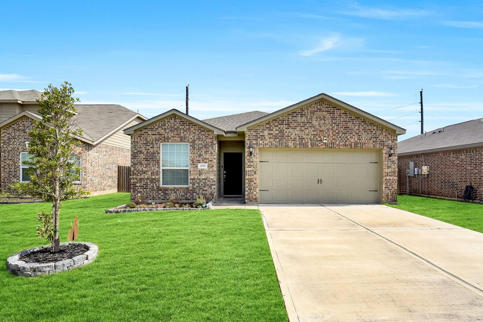 Property Photo: 2045 Mule Ridge Drive TX 77493