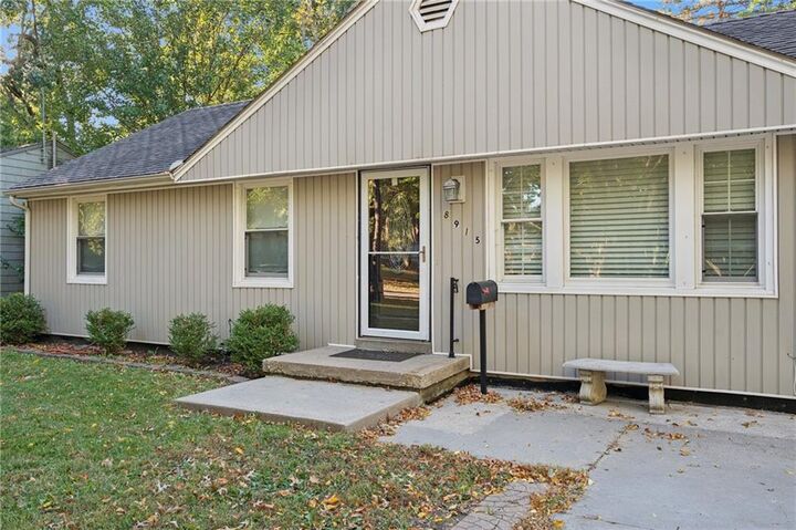 Property Photo:  8915 W 81st Street  KS 66204