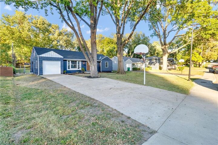 Property Photo:  3716 W 48th Street  KS 66205