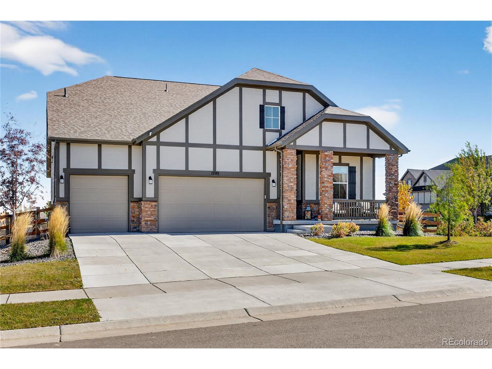 Property Photo:  1205 Red Iron Ct  CO 80516 