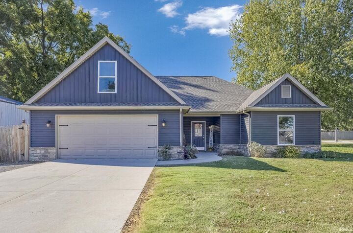 301 S 4th Avenue  Haubstadt IN 47639-8220 photo
