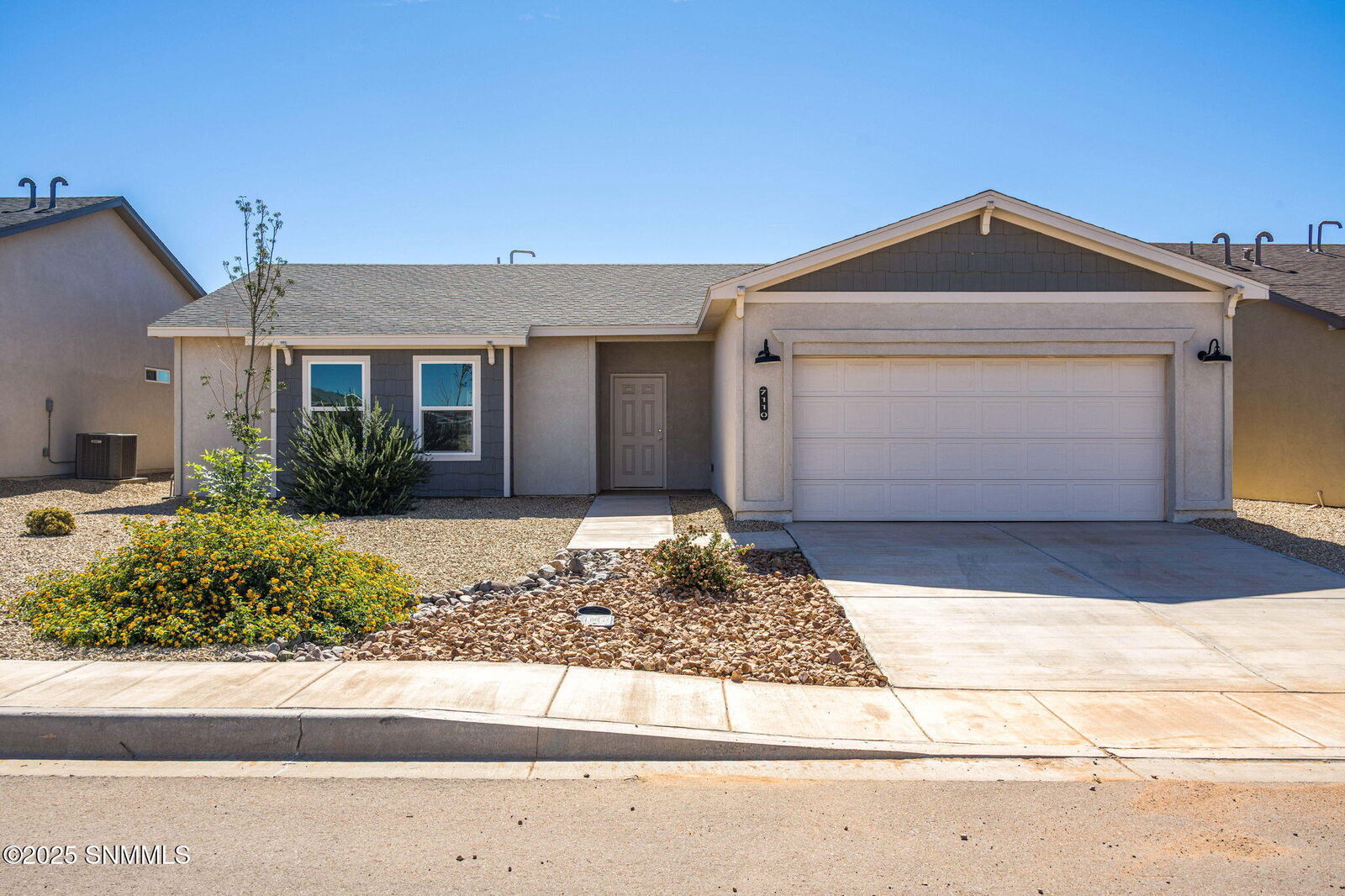 Property Photo: 7110 Aretha Way NM 88012