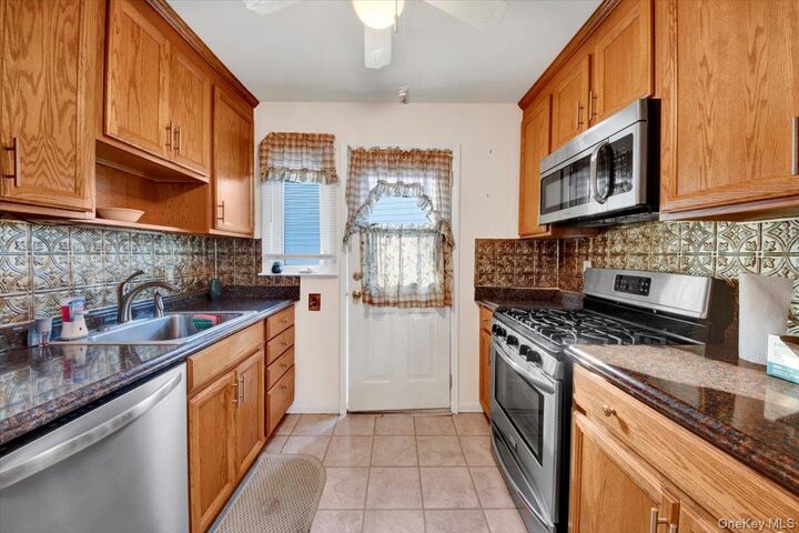 Property Photo: 75 Capt Shankey Drive NY 10923