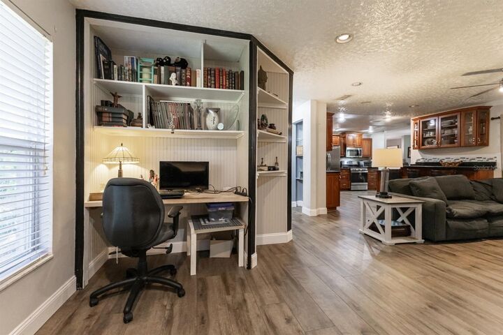 Property Photo: 6709 9 Iron Court FL 33544
