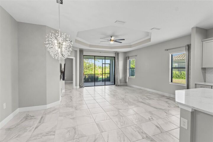 Property Photo: 220 Sarezzo Circle FL 34275