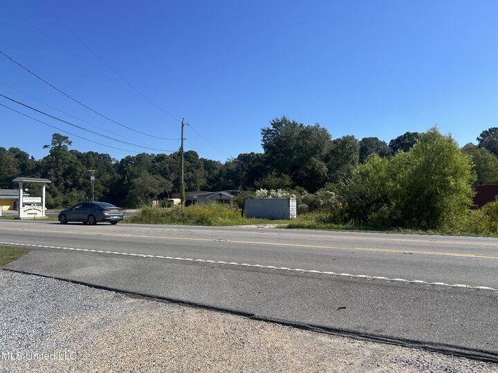 Property Photo:  7324 Highway 613  MS 39562