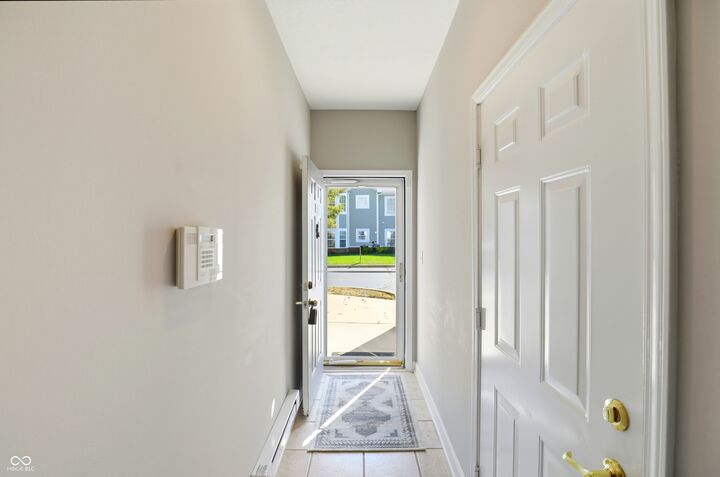 Property Photo:  1184 Shadow Ridge Road  IN 46280