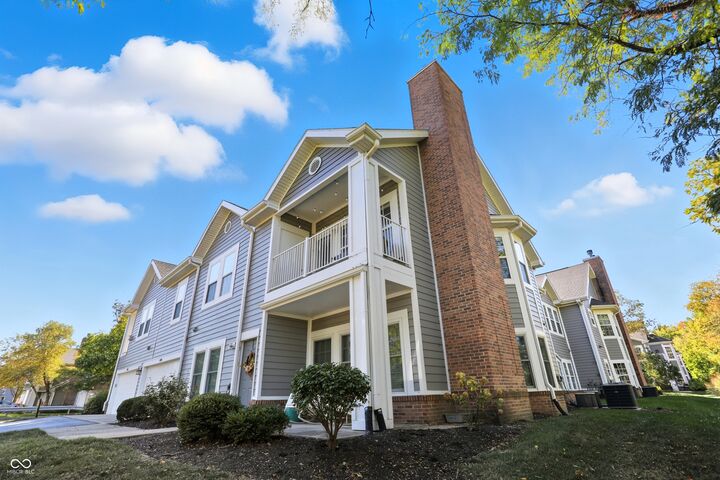 Property Photo: 1184 Shadow Ridge Road IN 46280