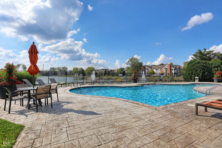 Property Photo: 1184 Shadow Ridge Road IN 46280