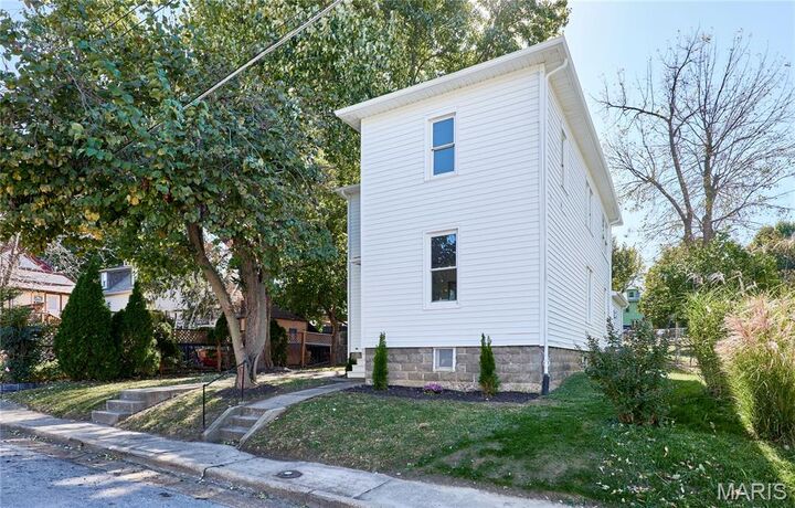 Property Photo:  617 Lewis Street  MO 63301 