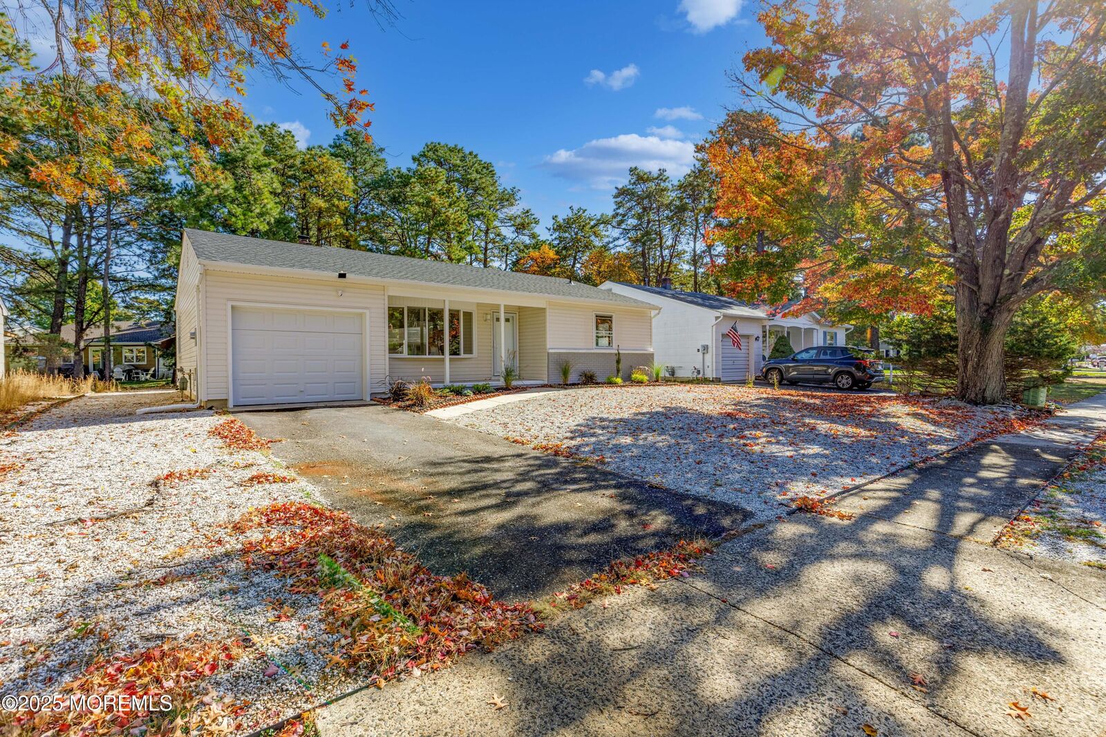 Property Photo:  30 Zeeland Drive  NJ 08757
