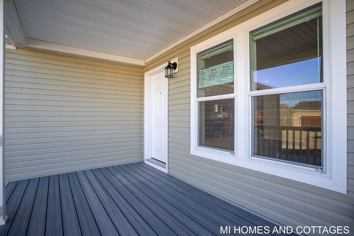 Property Photo:  5216 Mulberry Lane  MI 49423 