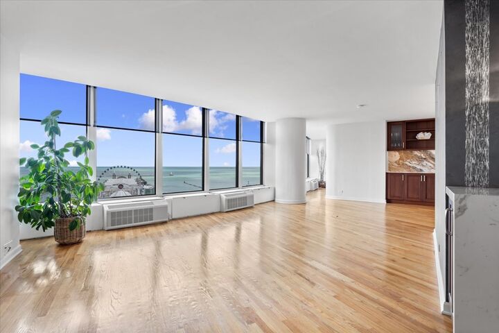 Property Photo:  505 N Lake Shore Drive 2206-2207  IL 60611