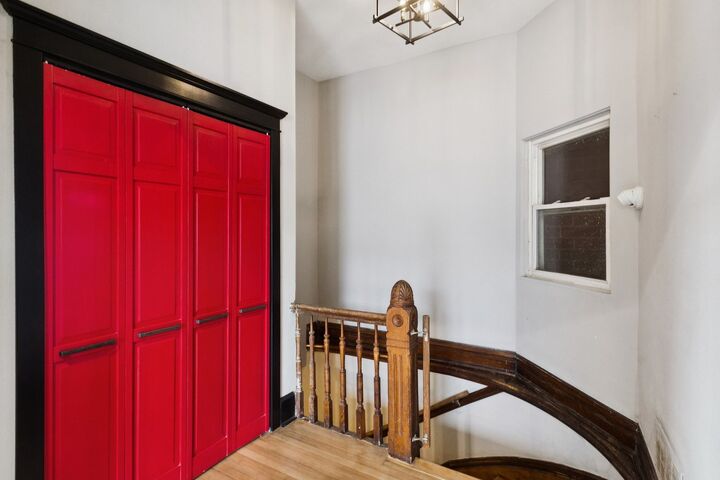 Property Photo:  2900 W Belmont Avenue 3  IL 60618