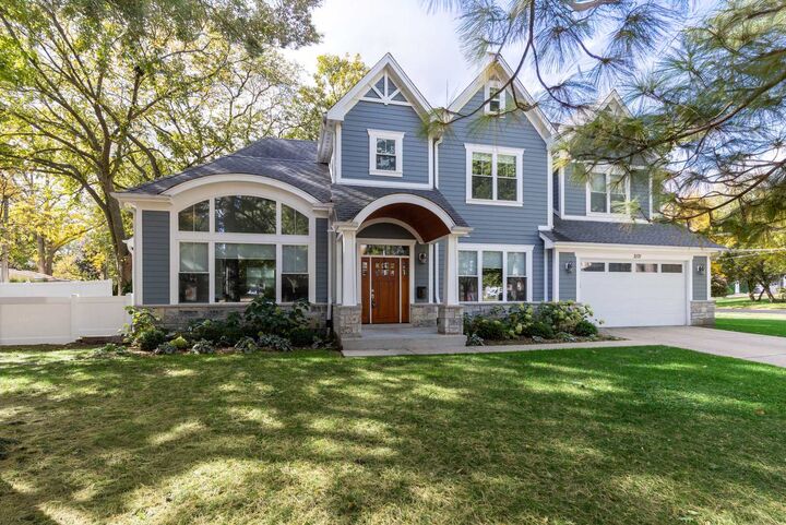 2131 Parkview Court  Wilmette IL 60091 photo