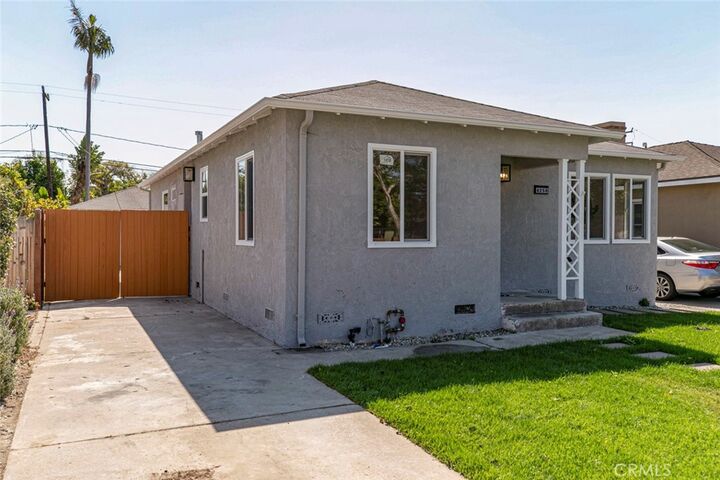 Property Photo: 4250 McConnell Boulevard CA 90066