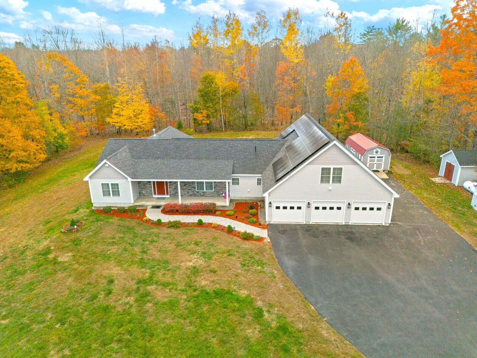 Property Photo:  39 Knapp Lane  ME 04358
