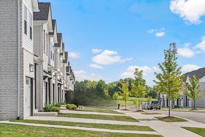 Property Photo:  1230 Hayloft Pl  TN 37066 