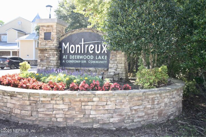 Property Photo: 8550 Touchton Road 616 FL 32216