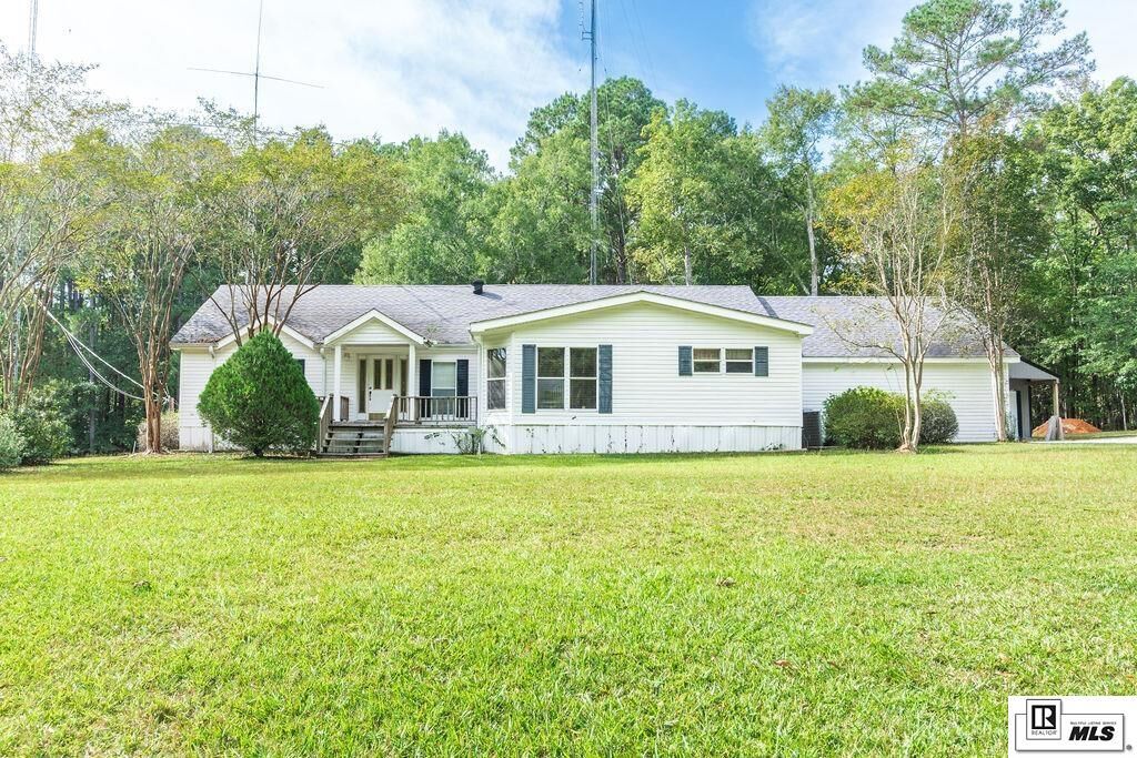 Property Photo: 159 Chapel Lane LA 71291