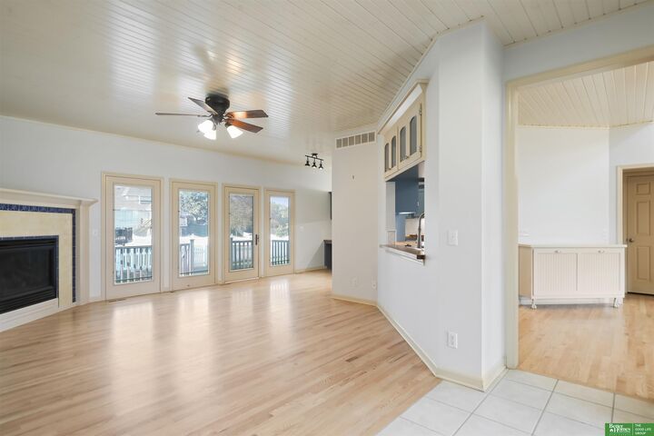 Property Photo:  701 Fenwick Street  NE 68046
