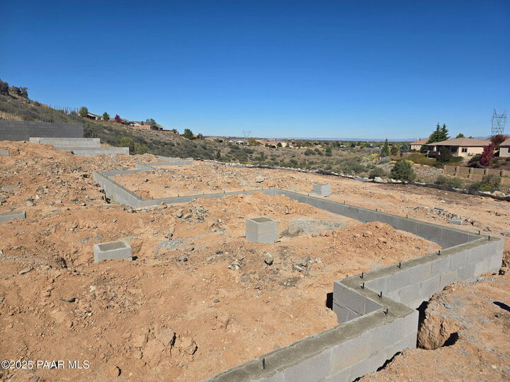 Property Photo:  506 Bridgeway Circle  AZ 86301
