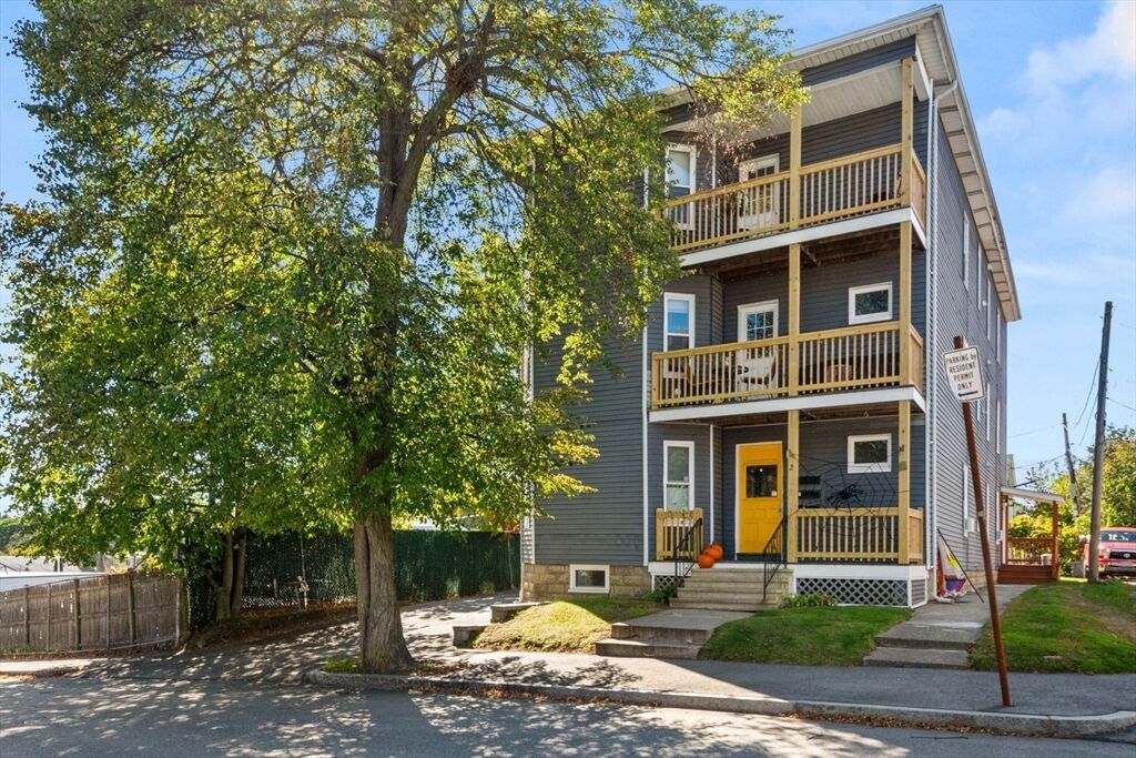 Property Photo: 2 Carlisle St MA 01602