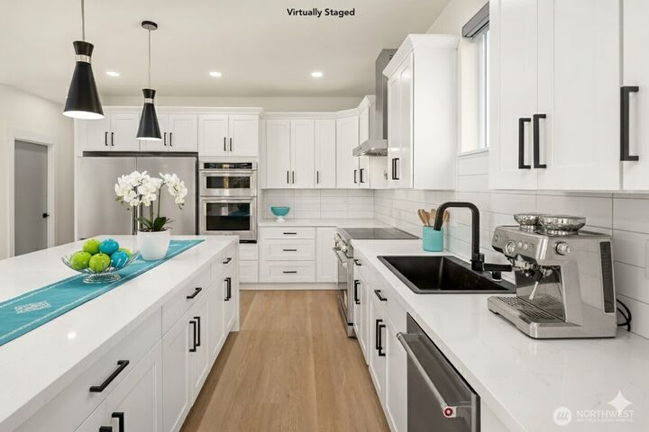 Property Photo:  3821  Letitia Avenue S  WA 98118
