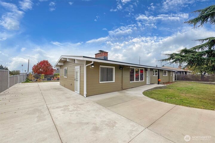 432 N Govan Avenue  Sequim WA 98382 photo