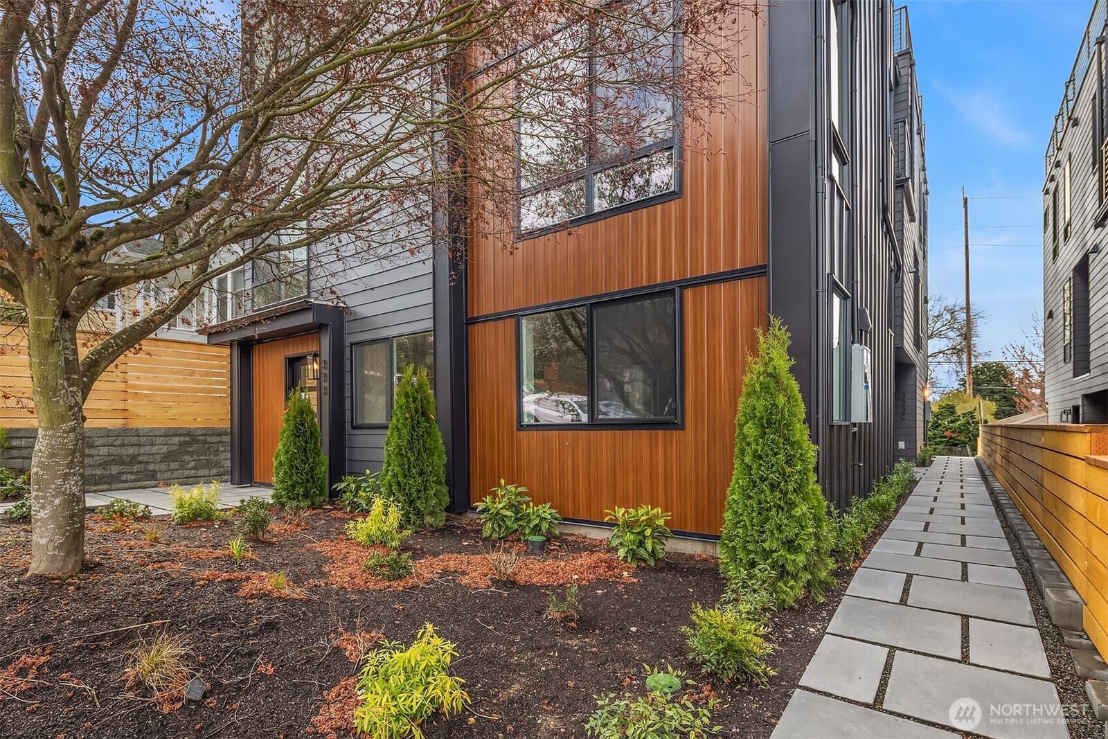 Property Photo: 333 NW 47th Street C WA 98107