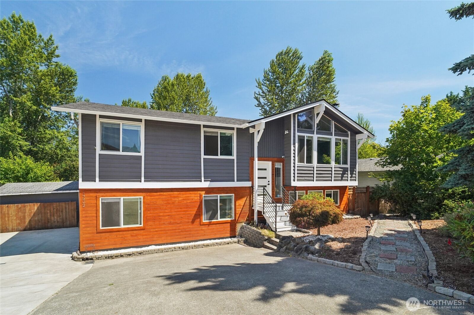 Property Photo: 14602 SE 274th Street WA 98042