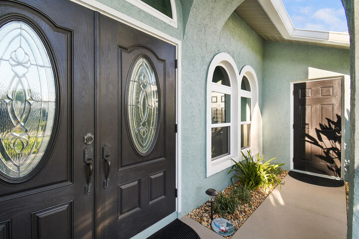 Property Photo:  475 SE Nome Drive  FL 34984