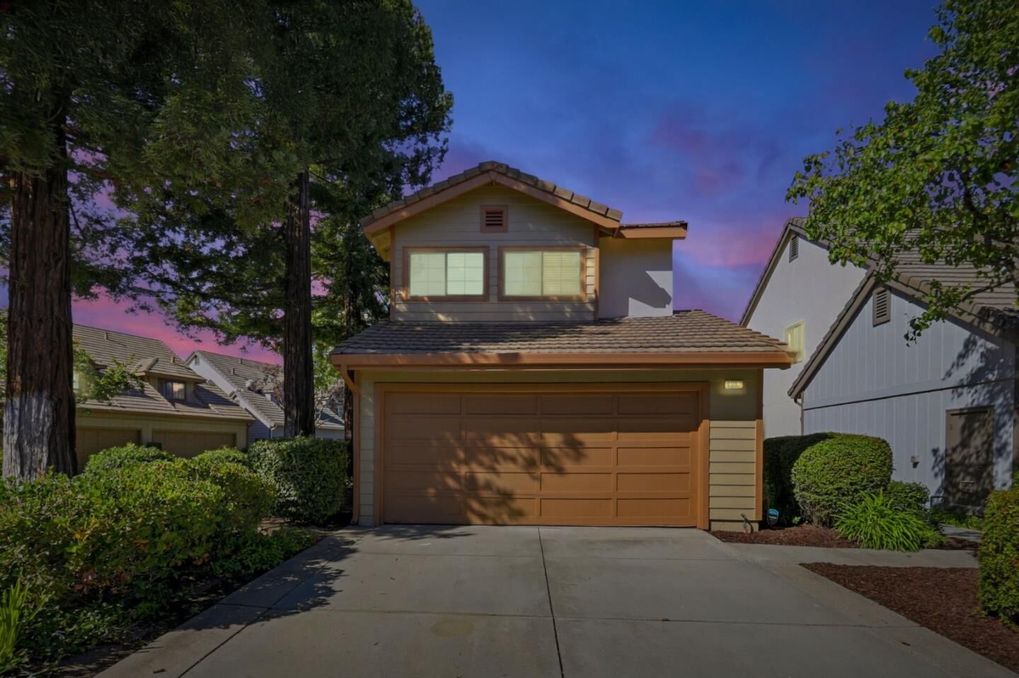 Property Photo: 2093 Wente Way CA 95125
